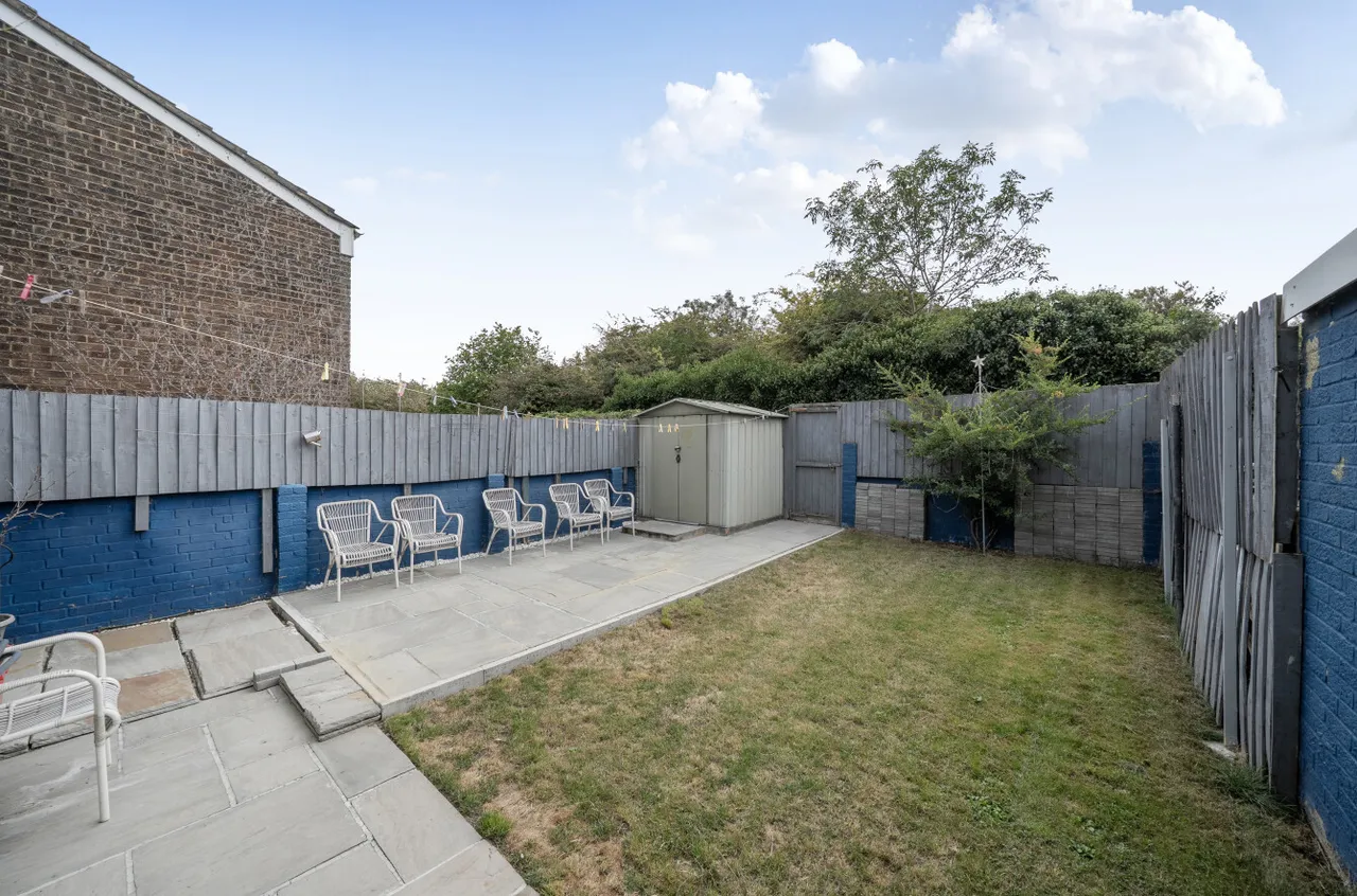 Ingress Gardens, Greenhithe, DA9, photo 14