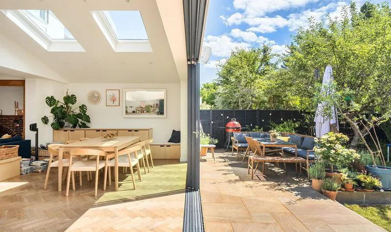 Overdale, Ashtead, KT21, photo 8