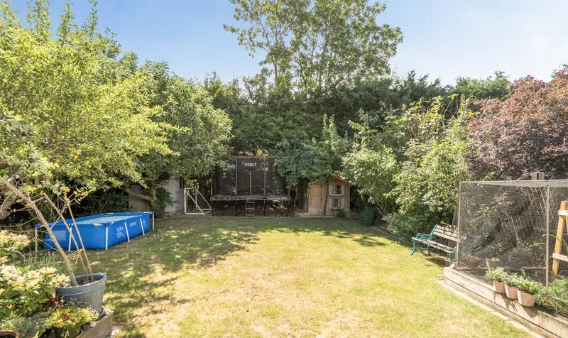 Overdale, Ashtead, KT21, photo 10