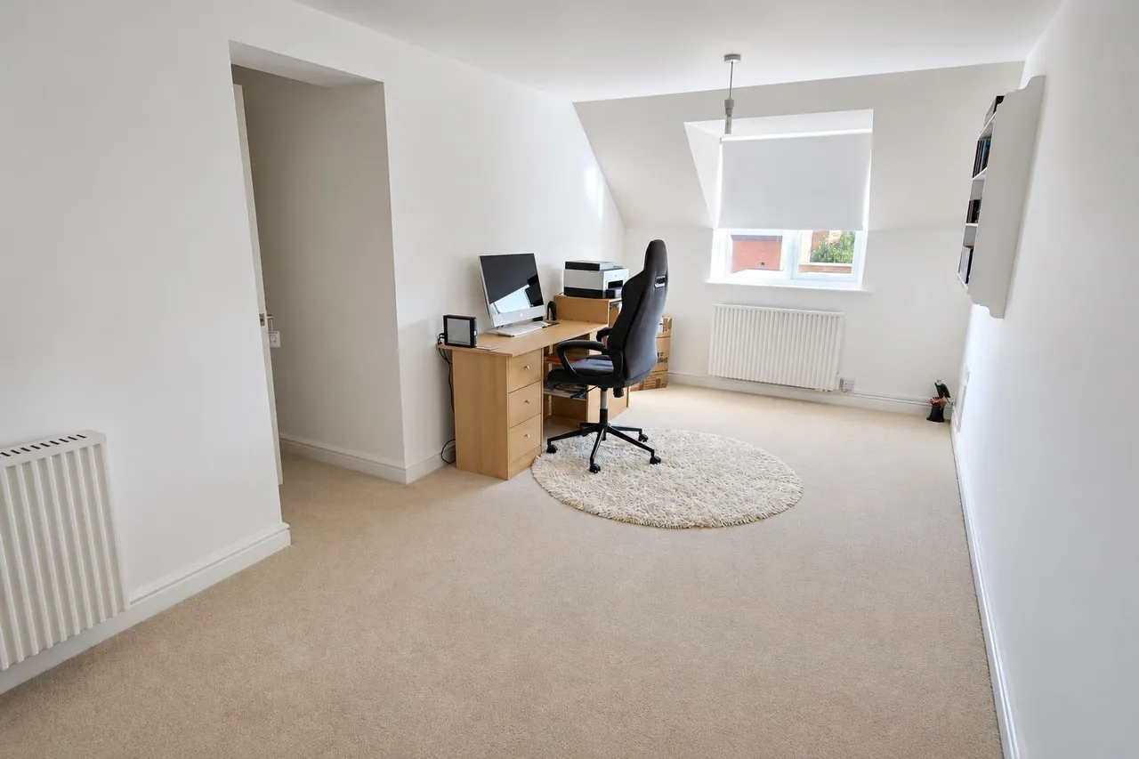 Loyalty Street, Chippenham, photo 8