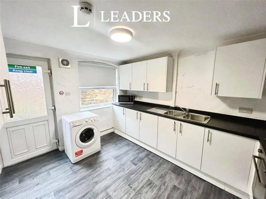 Alexandra Street, Eastwood, NG16, photo 4