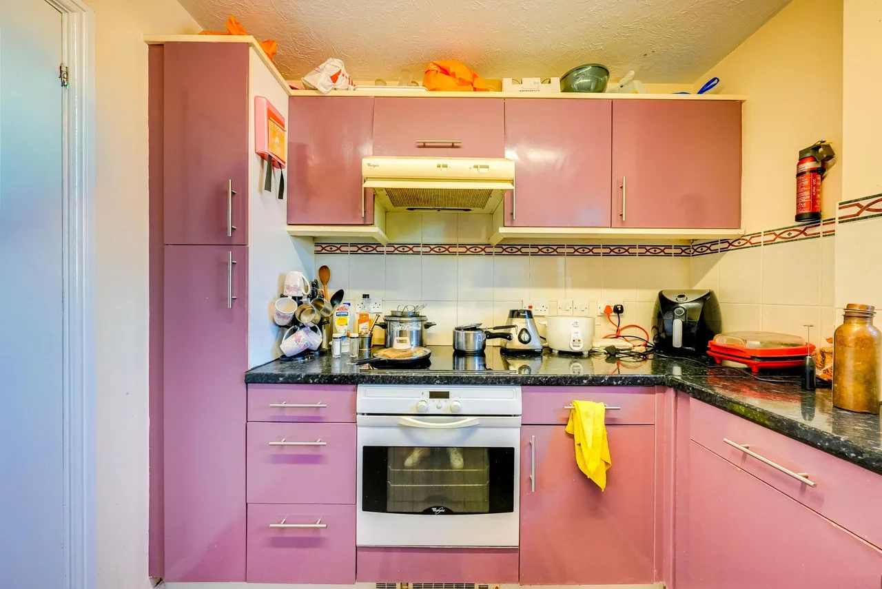 Hyacinth Close, Ilford, IG1, photo 4