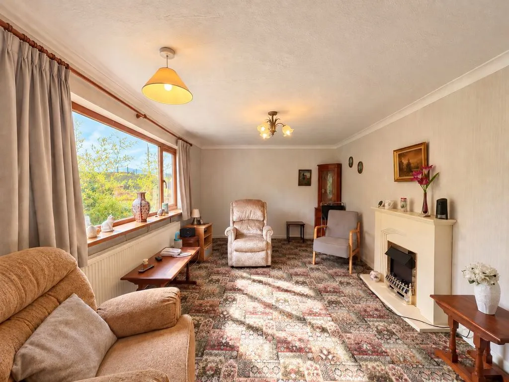 Elder Lane, Burntwood, WS7, photo 4
