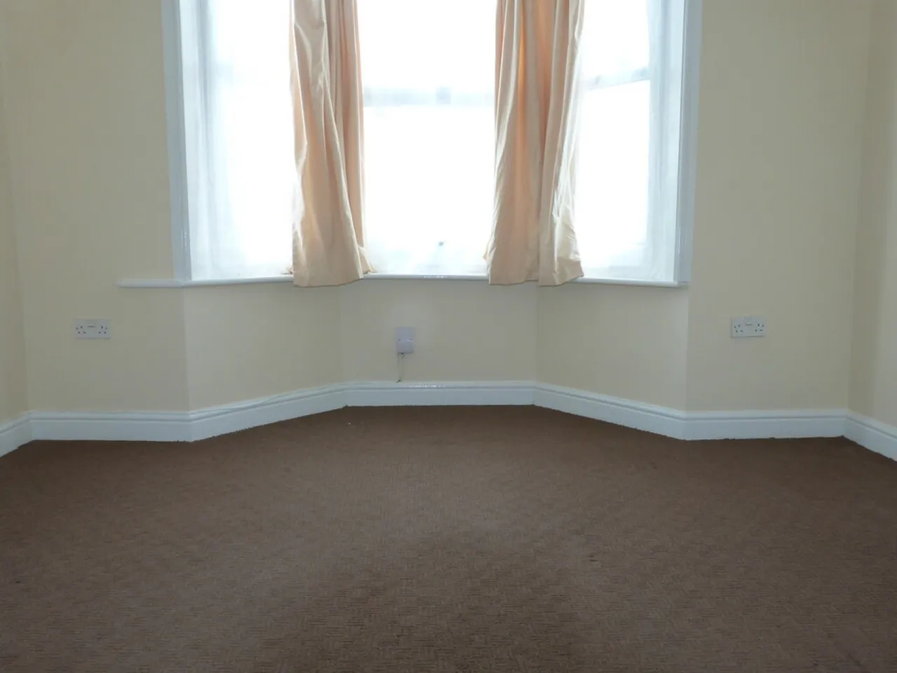 Weston Road, GL1, photo 3
