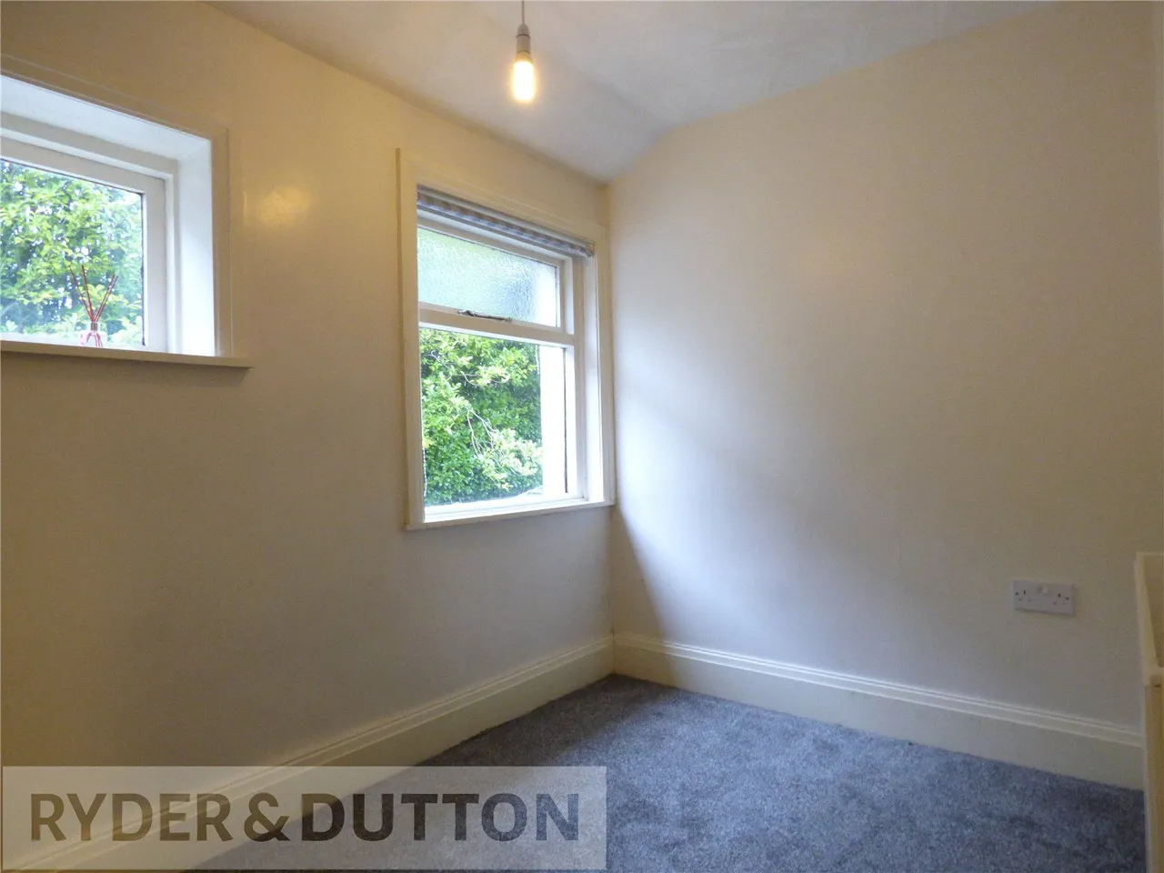 Pleasant Street, Heywood, OL10, photo 7