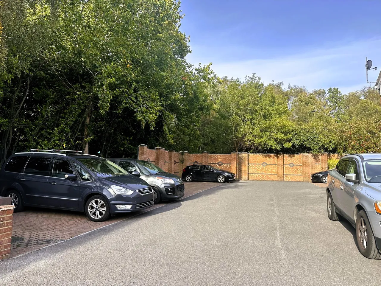 Barnum Court, Swindon, SN2, photo 9
