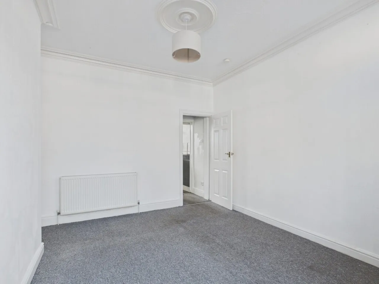 Victoria Road, Mexbrough, S64, photo 13