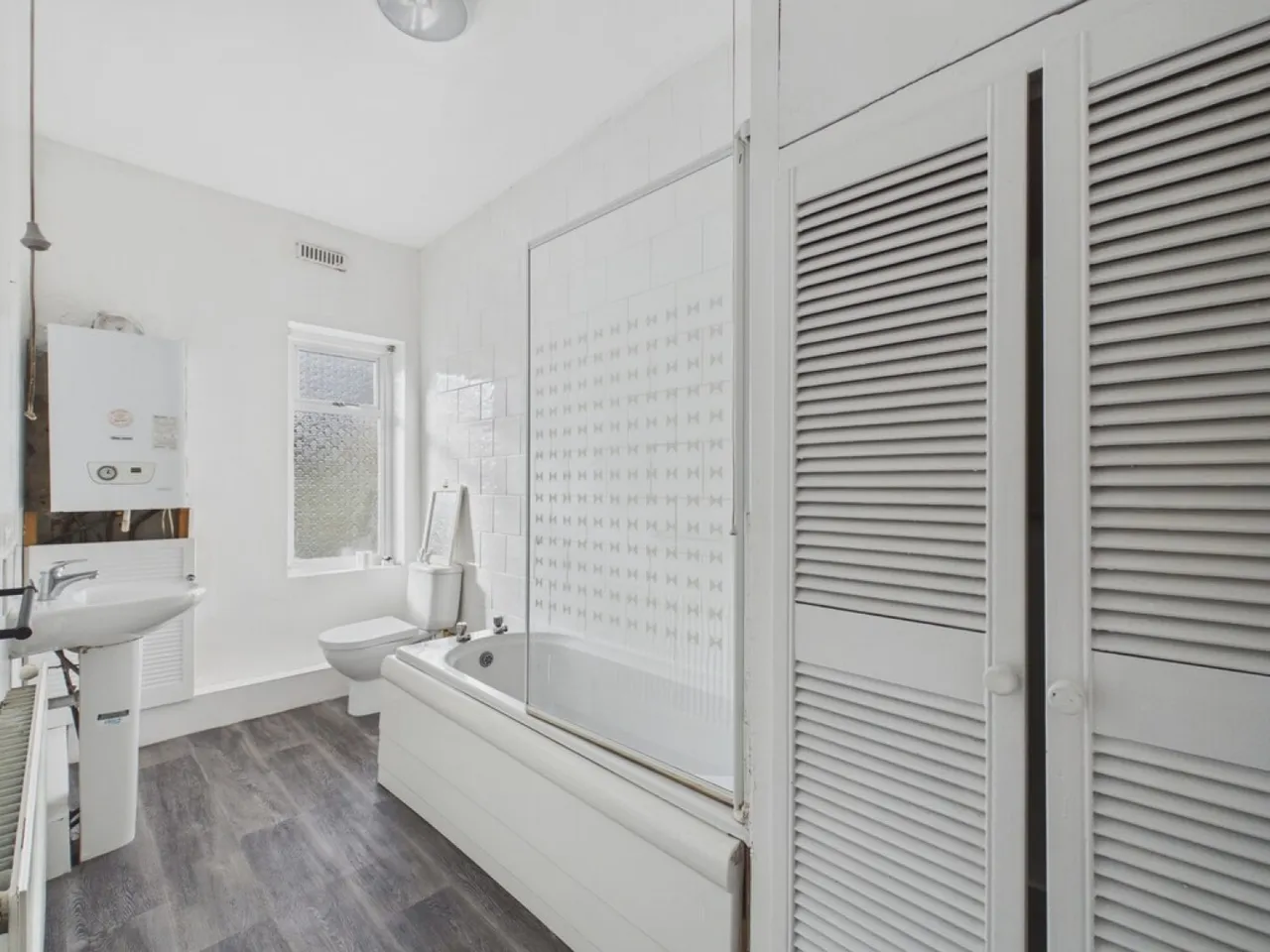 Victoria Road, Mexbrough, S64, photo 3