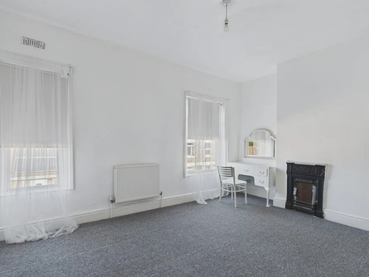 Victoria Road, Mexbrough, S64, photo 7