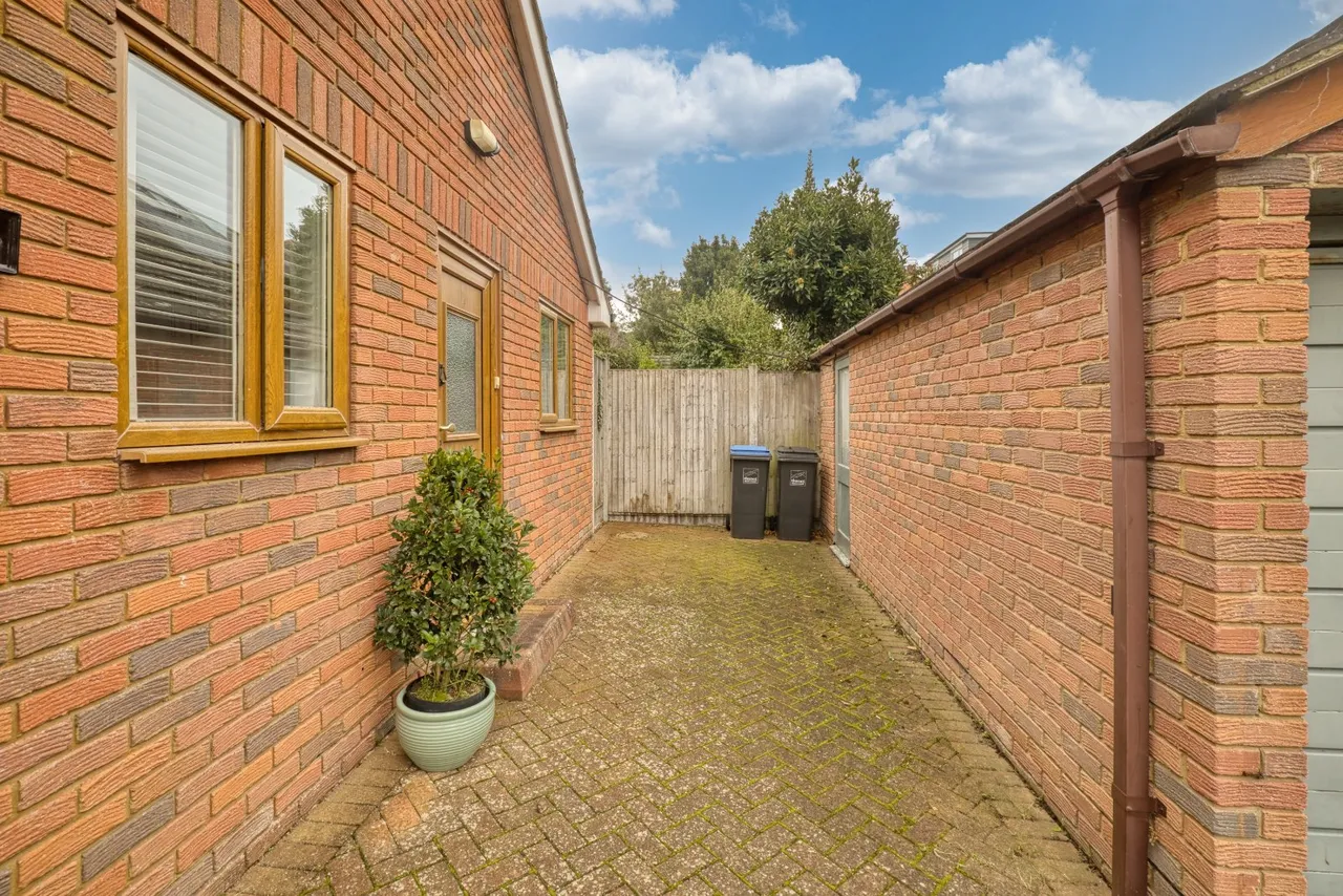 Downs Road, Ramsgate, CT11, photo 7
