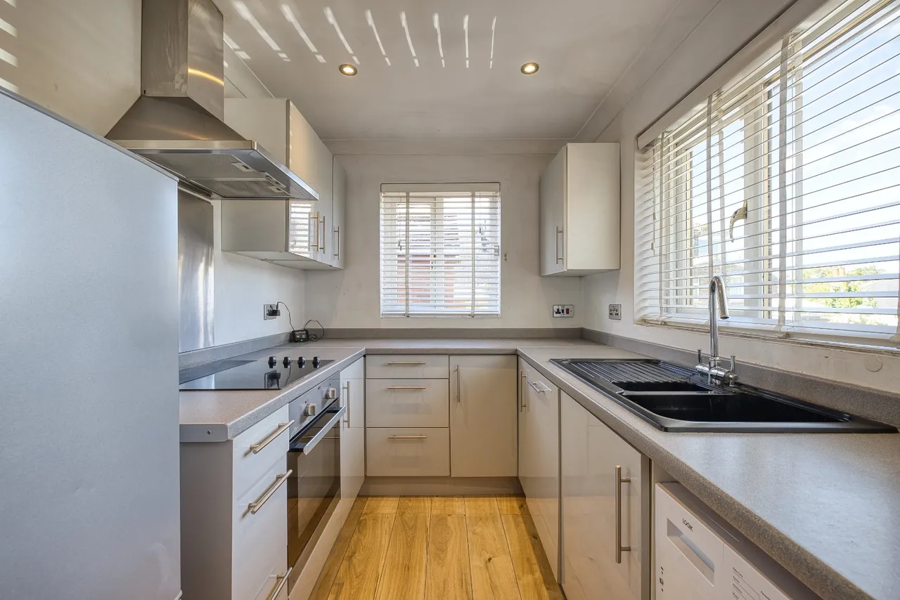 Downs Road, Ramsgate, CT11, photo 2