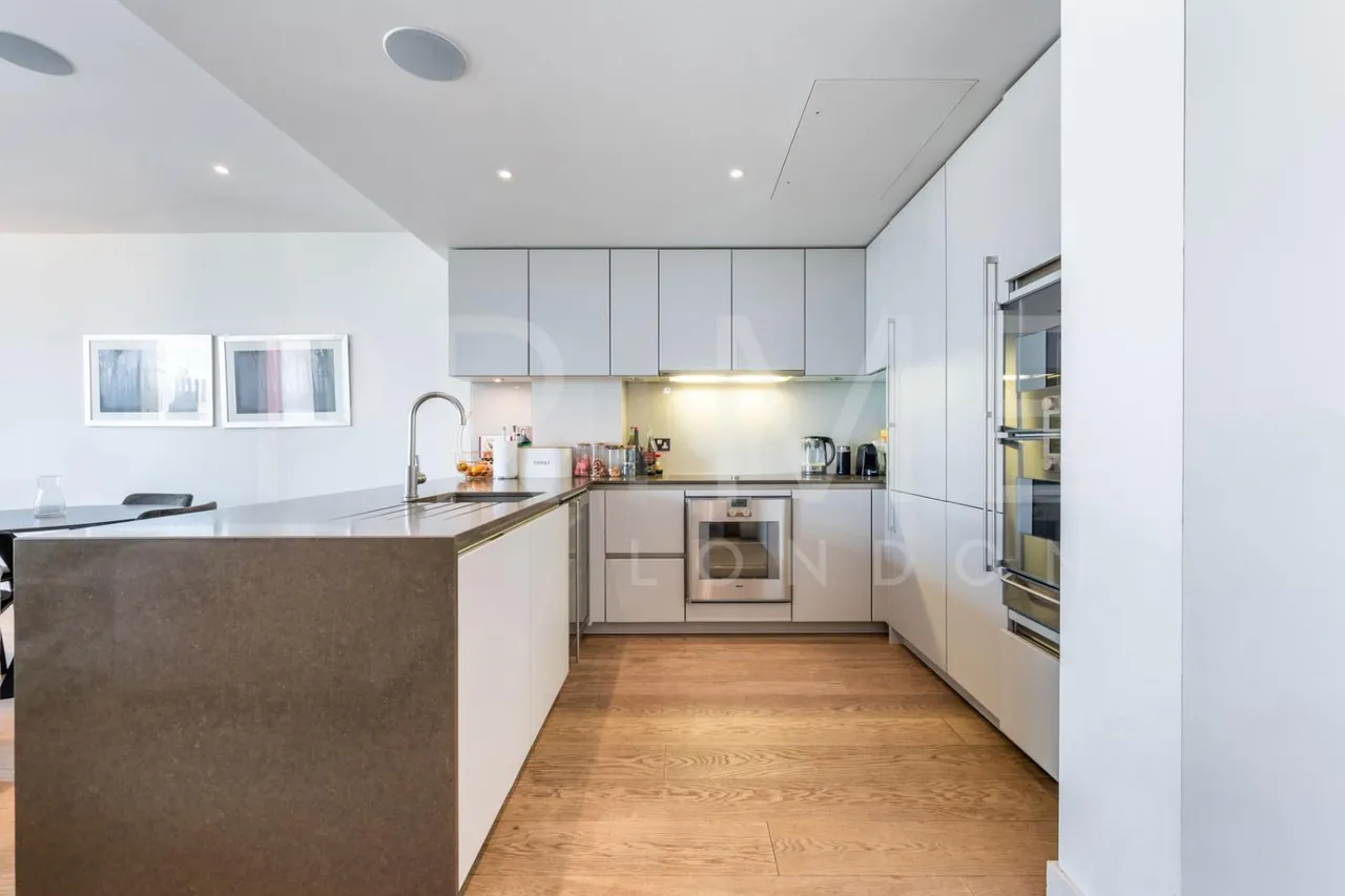 Buckingham Gate, Westminster, SW1E, photo 6