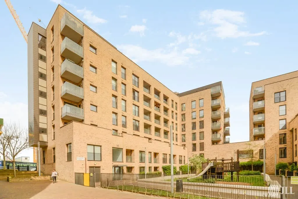 Liberty Bridge Road, London, E15, photo 20