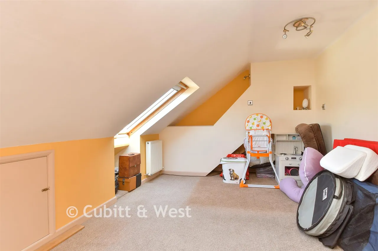 Mackie Avenue, Patcham, BN1, photo 9