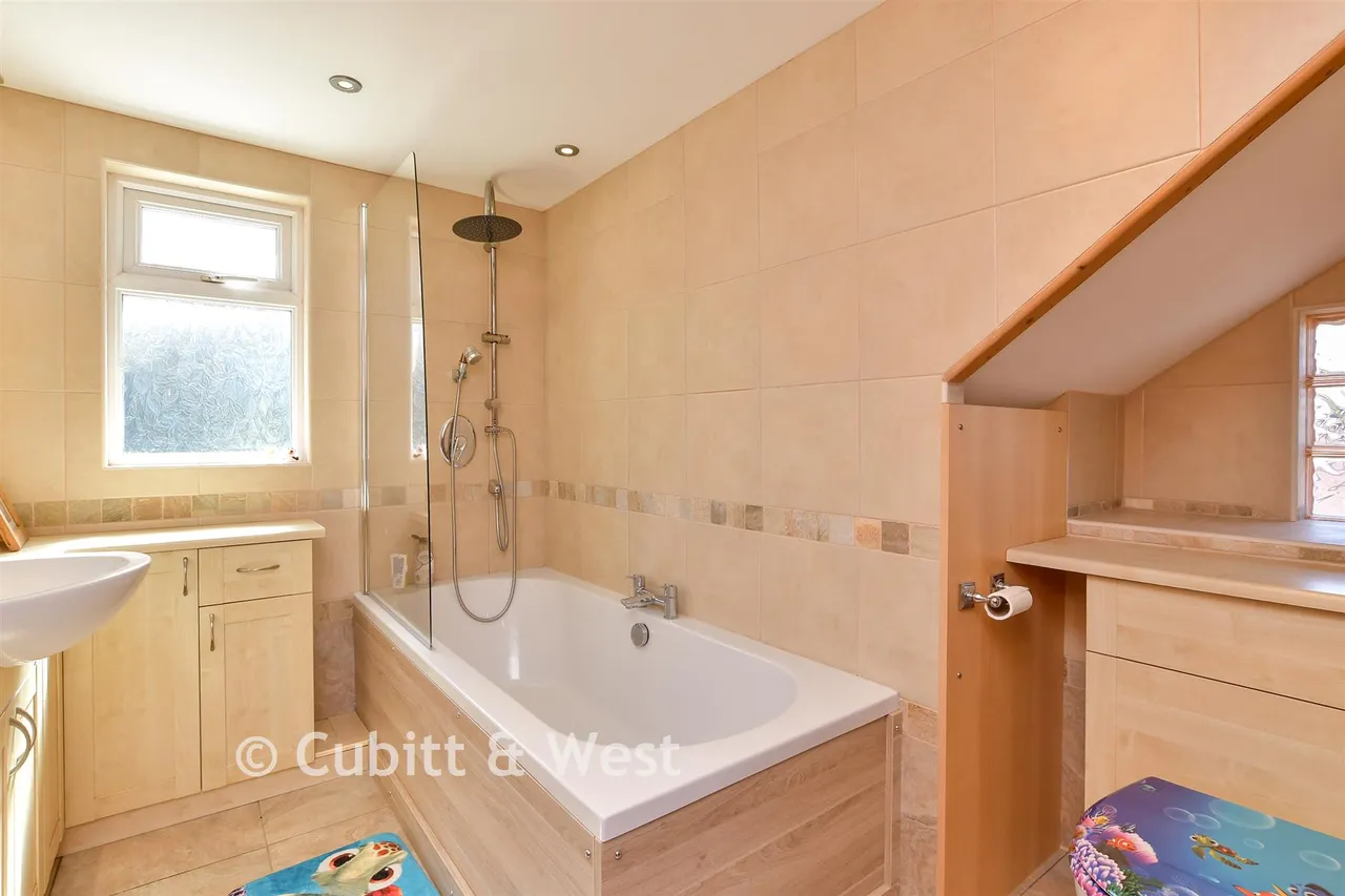 Mackie Avenue, Patcham, BN1, photo 6