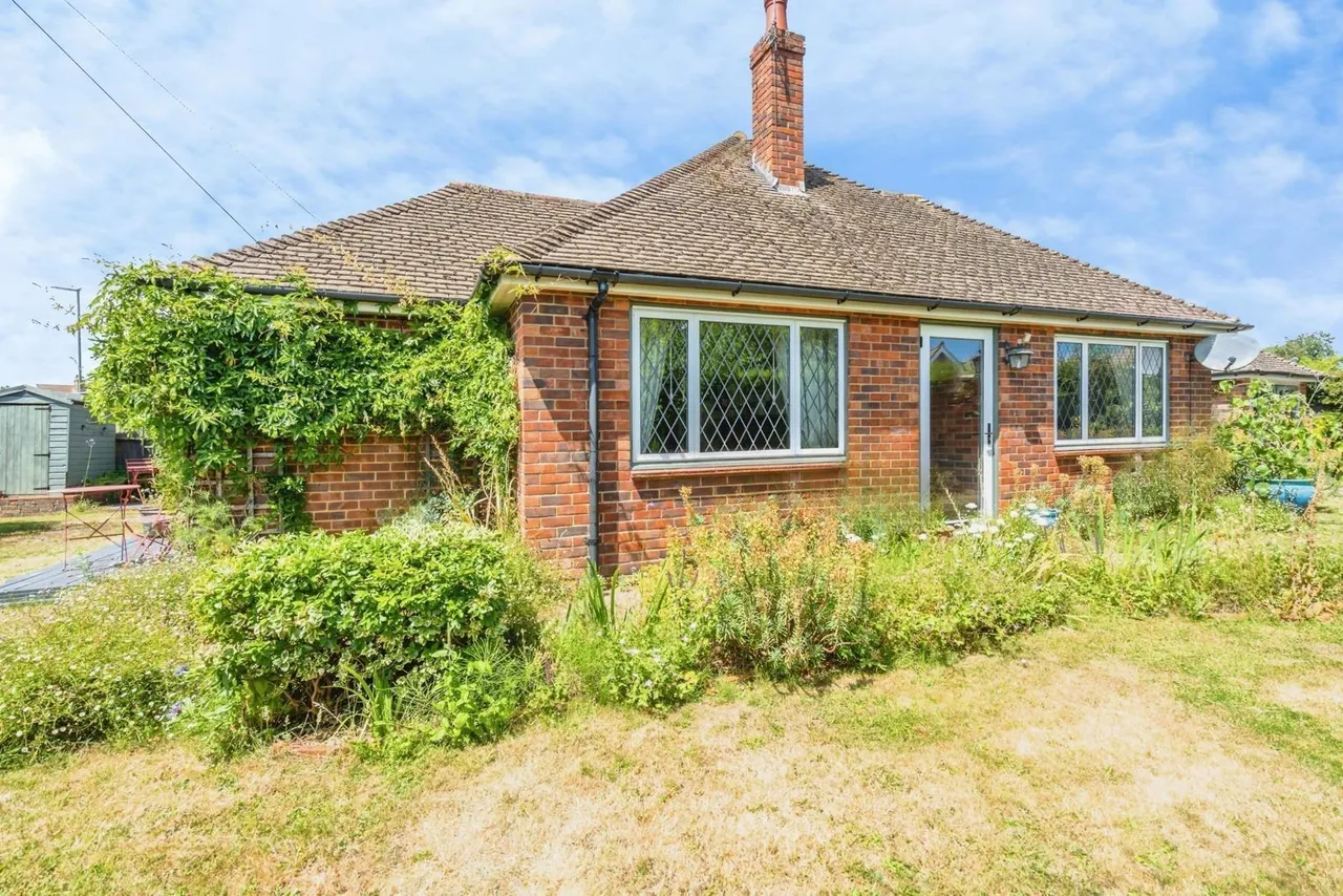 Elm Grove, Barnham, PO22, photo 13
