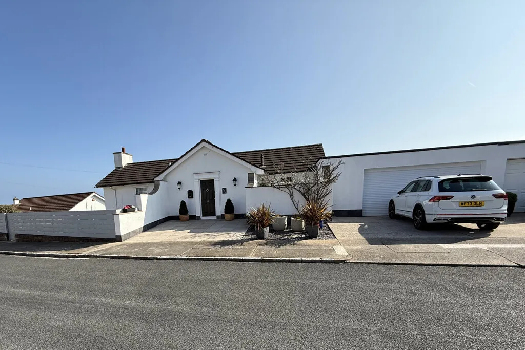 3 bed house for sale — Barcombe Heights, Preston, Paignton