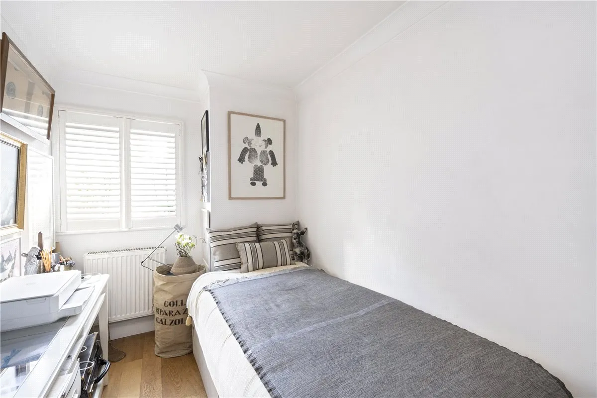 Battersea High Street, London, SW11, photo 10