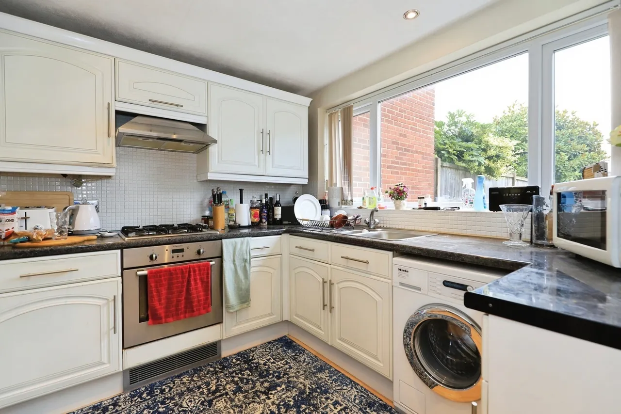 Lea Wood Grove, Kidderminster, DY11, photo 8