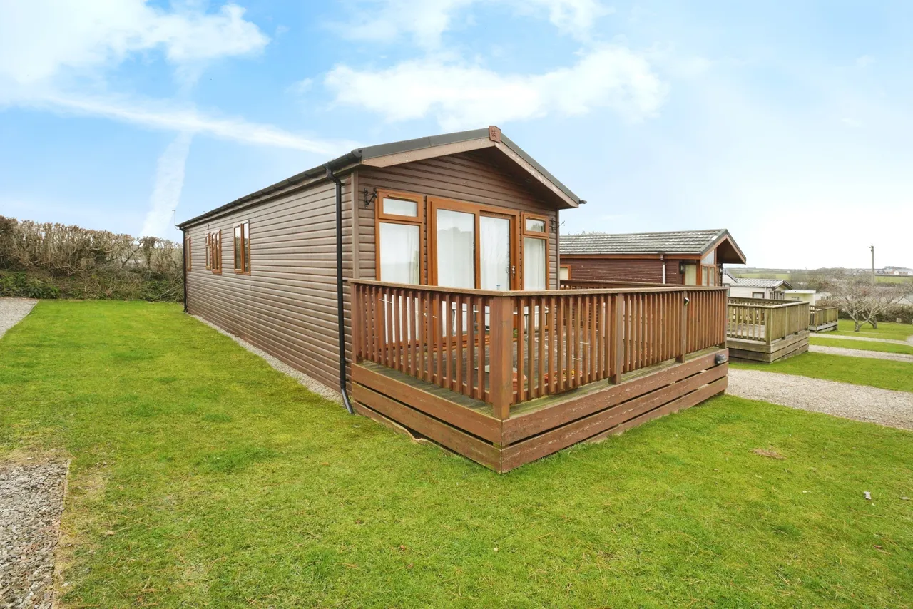 2 bed mobile home for sale, St. Mabyn, Bodmin, PL30