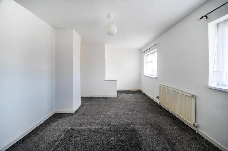 Tithe Farm Road, Houghton Regis, LU5, photo 10