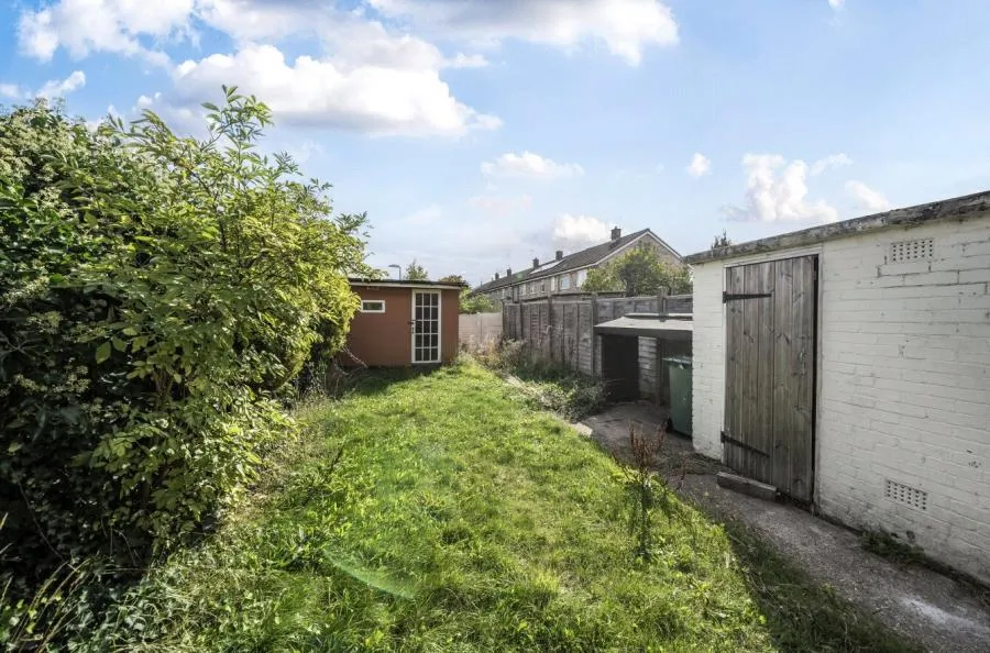 Tithe Farm Road, Houghton Regis, LU5, photo 8