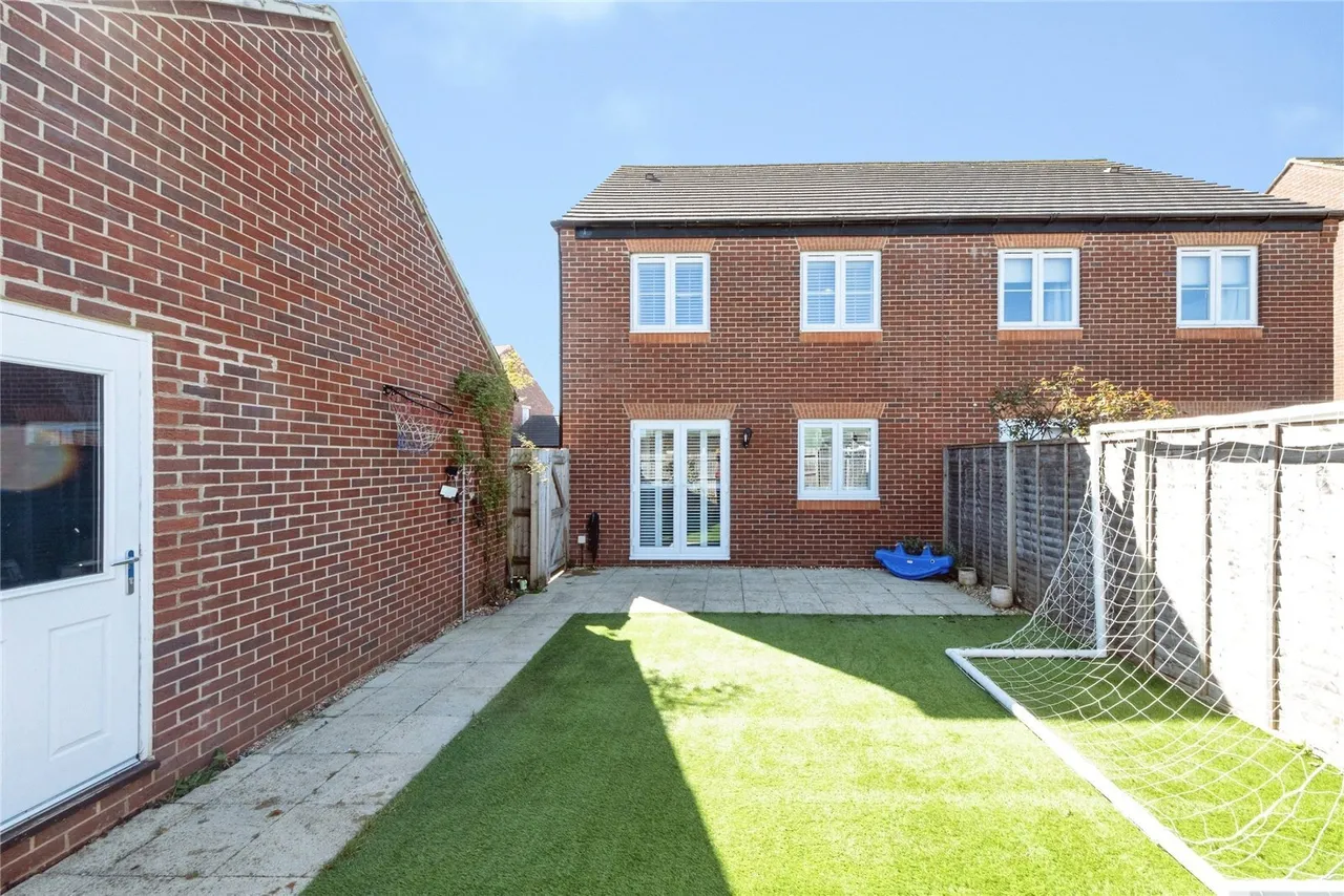Lally Drive, Upper Heyford, Bicester, Oxfordshire, OX25, photo 13