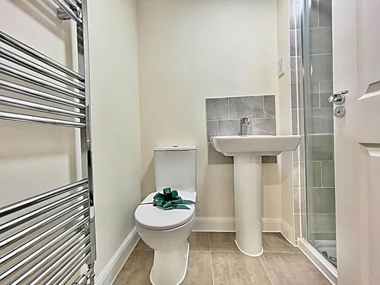 Langley Avenue, Eaton Leys, MK17 9GG, photo 5