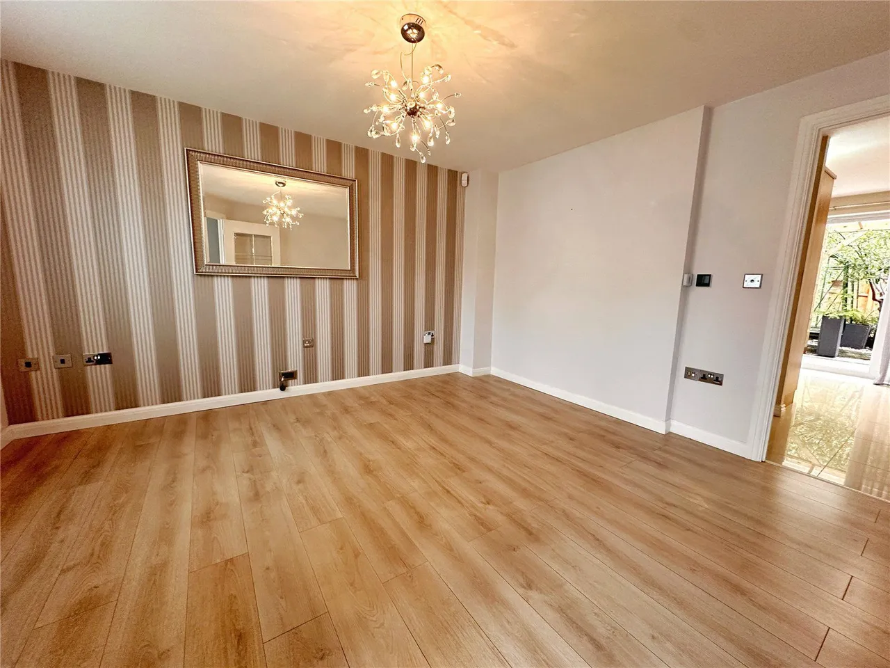 Longshaw Close, Crumpsall, M8, photo 5