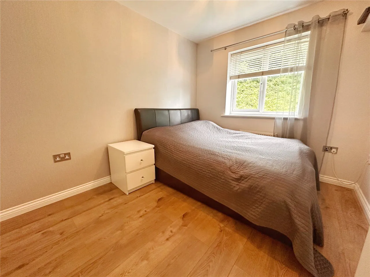 Longshaw Close, Crumpsall, M8, photo 11