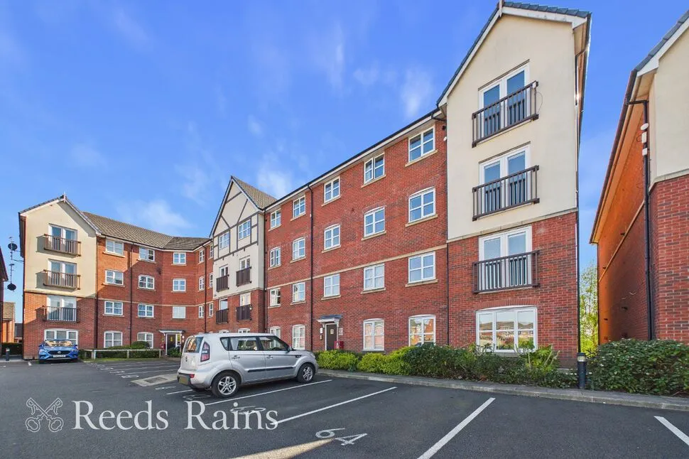 2 bed flat for sale — Abbott Court, Buckshaw Village, Lancashire, PR7