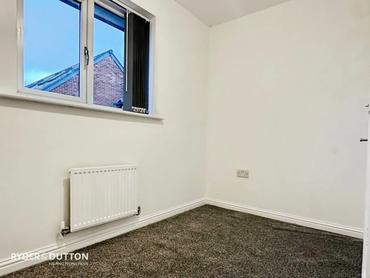 Portland Street South, Ashton-under-Lyne, OL7, photo 18