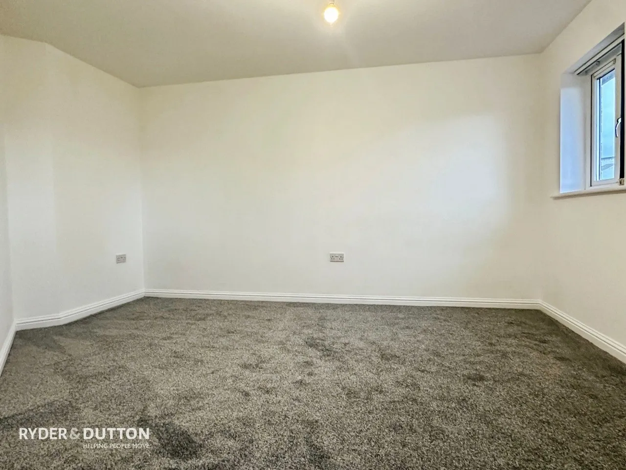 Portland Street South, Ashton-under-Lyne, OL7, photo 13