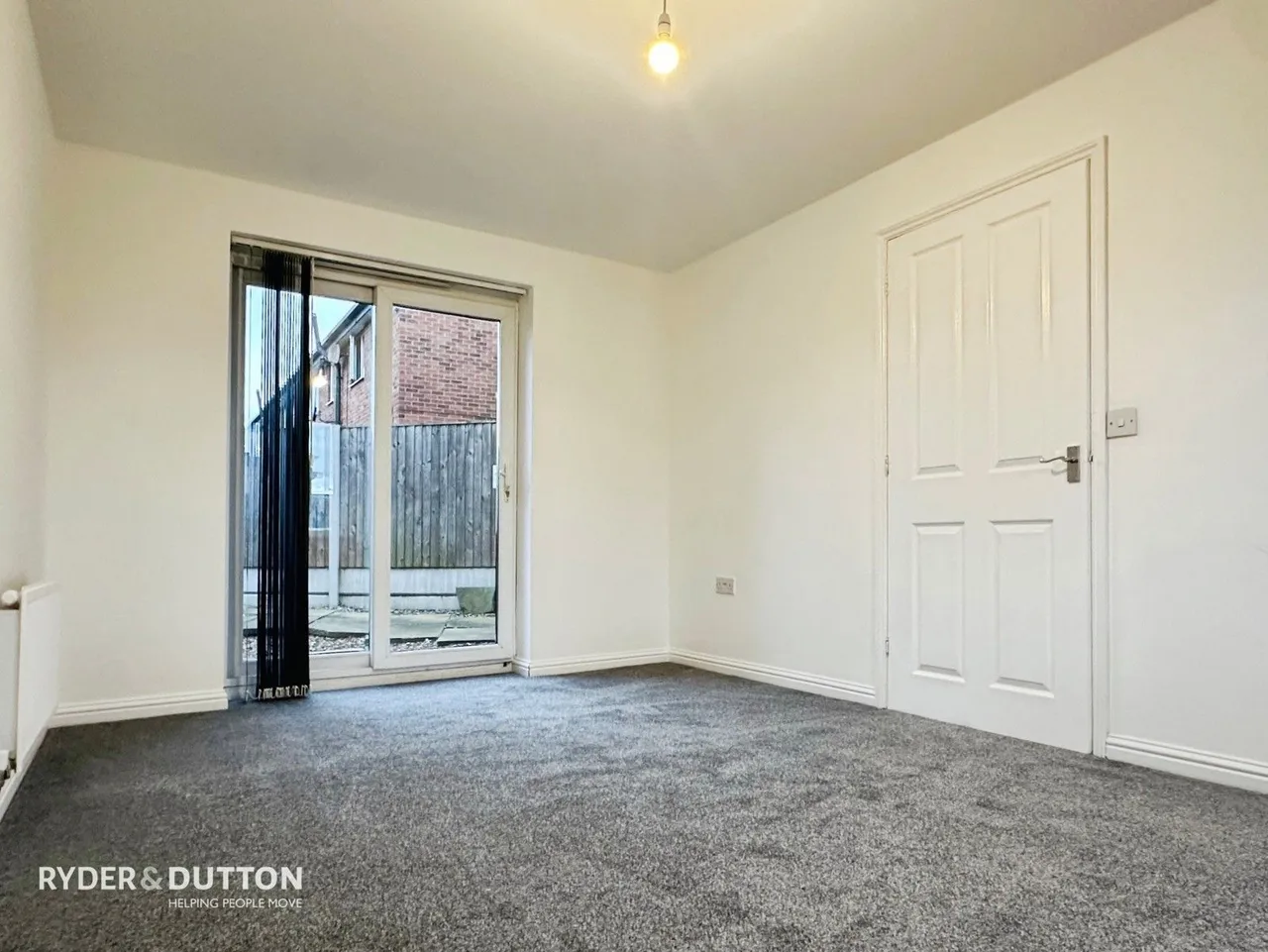 Portland Street South, Ashton-under-Lyne, OL7, photo 4