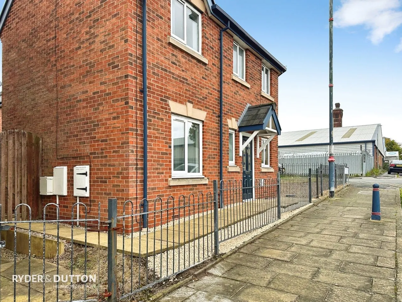 Portland Street South, Ashton-under-Lyne, OL7, photo 22