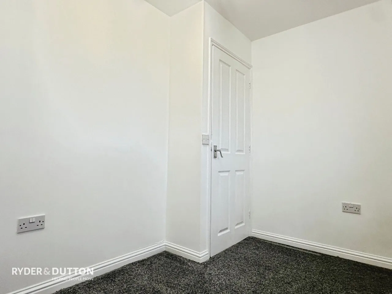 Portland Street South, Ashton-under-Lyne, OL7, photo 16