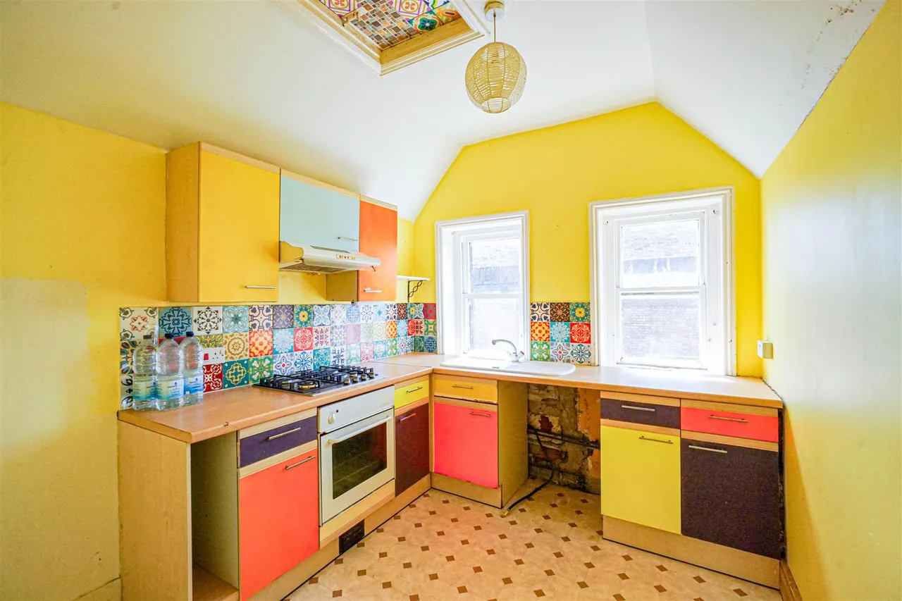 Upper Maze Hill, St Leonards-On-Sea, photo 3