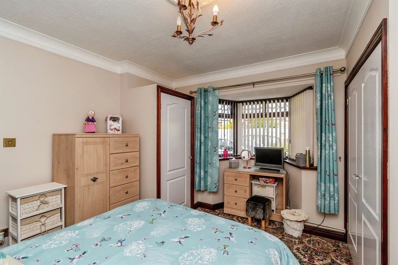 Mere Croft, Norton Canes, WS11, photo 13
