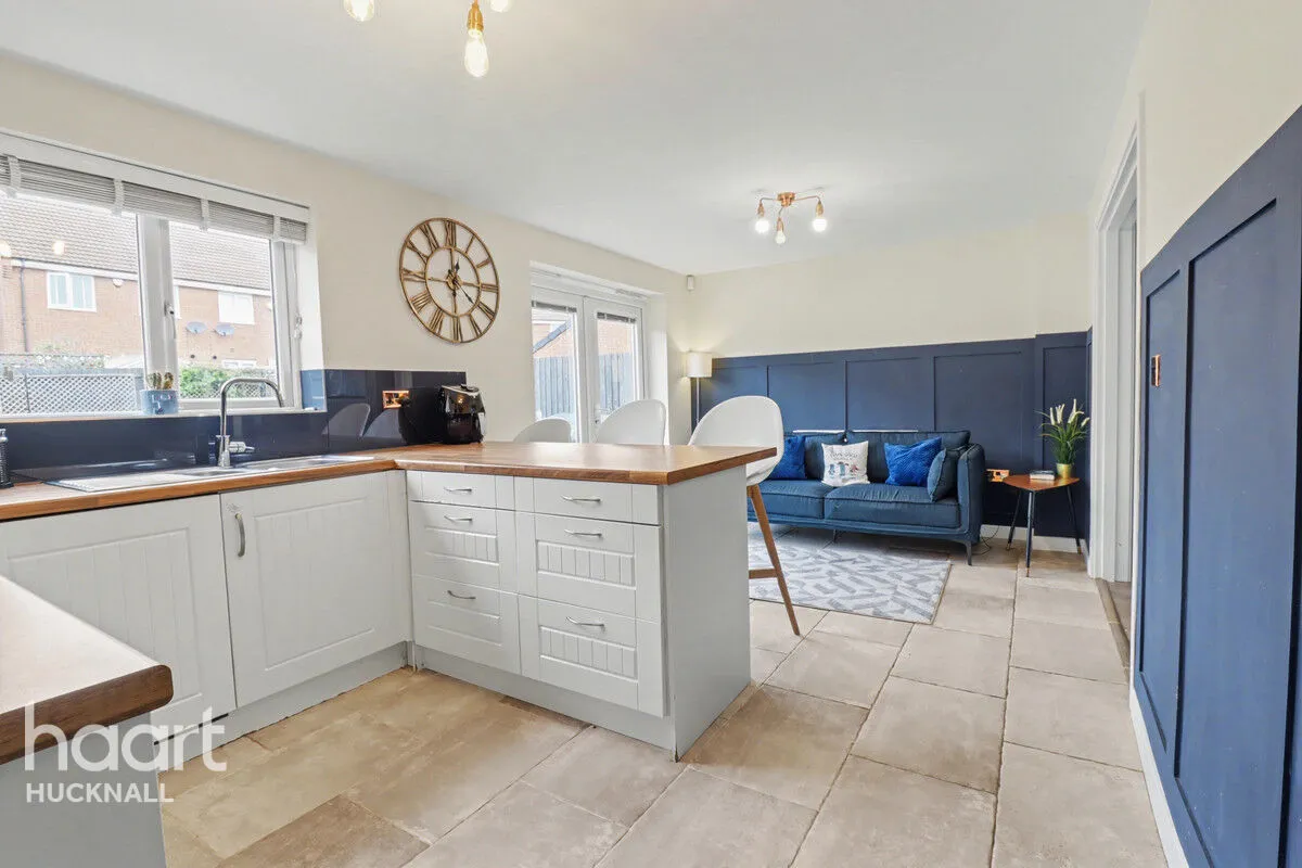 Defiant Close, Nottingham, NG15, photo 6