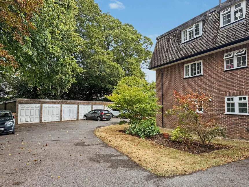 Cavendish Place, Dean Park, BH1, photo 6
