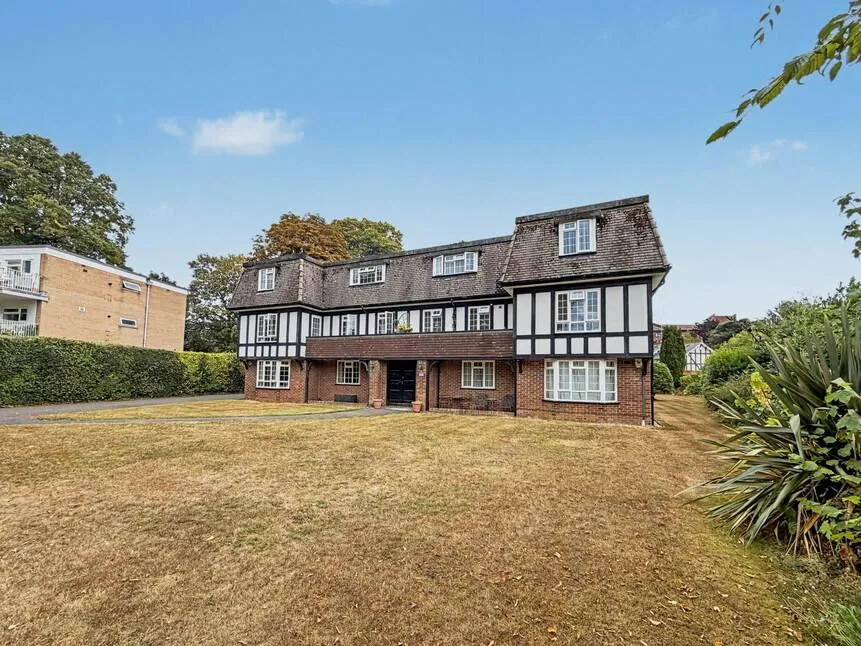 Cavendish Place, Dean Park, BH1, photo 15