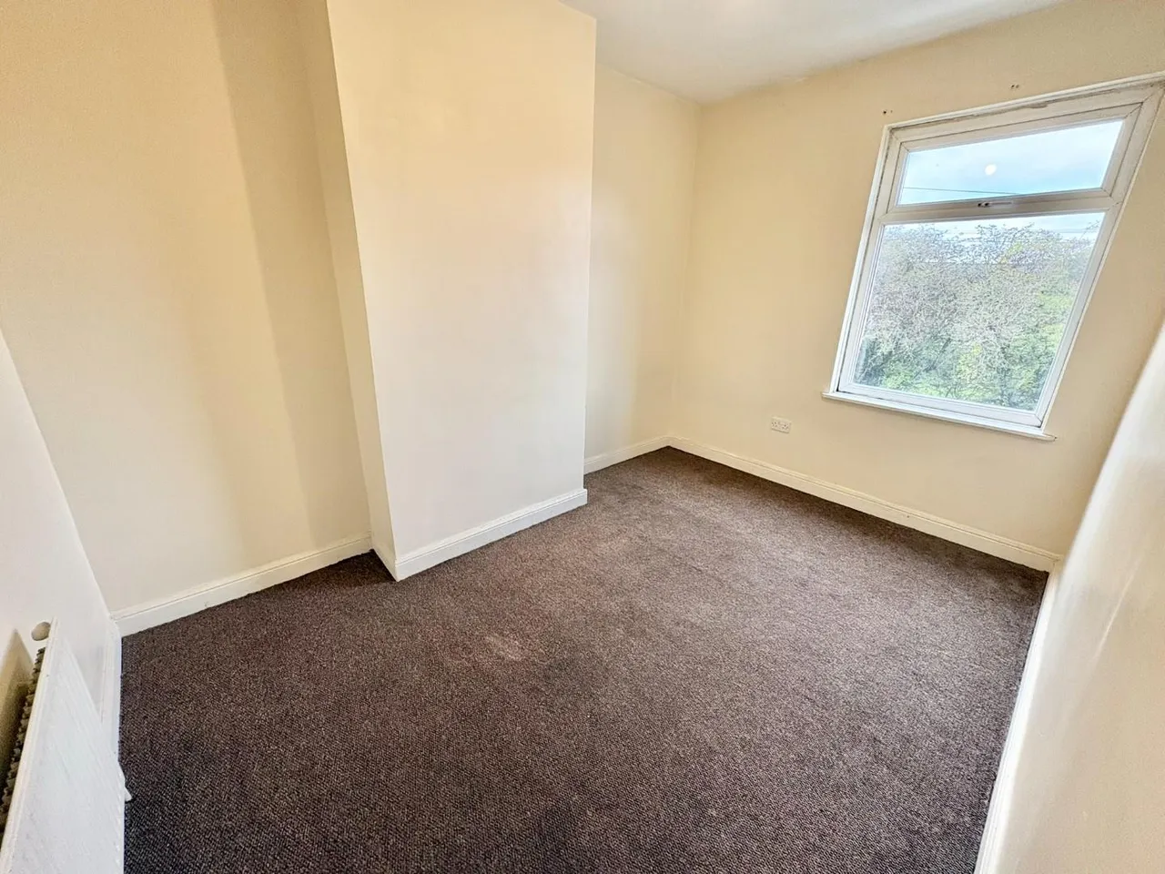West Chilton Terrace, Chilton, DL17, photo 9
