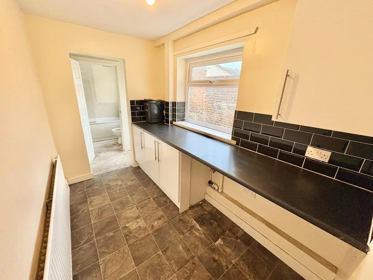 West Chilton Terrace, Chilton, DL17, photo 6
