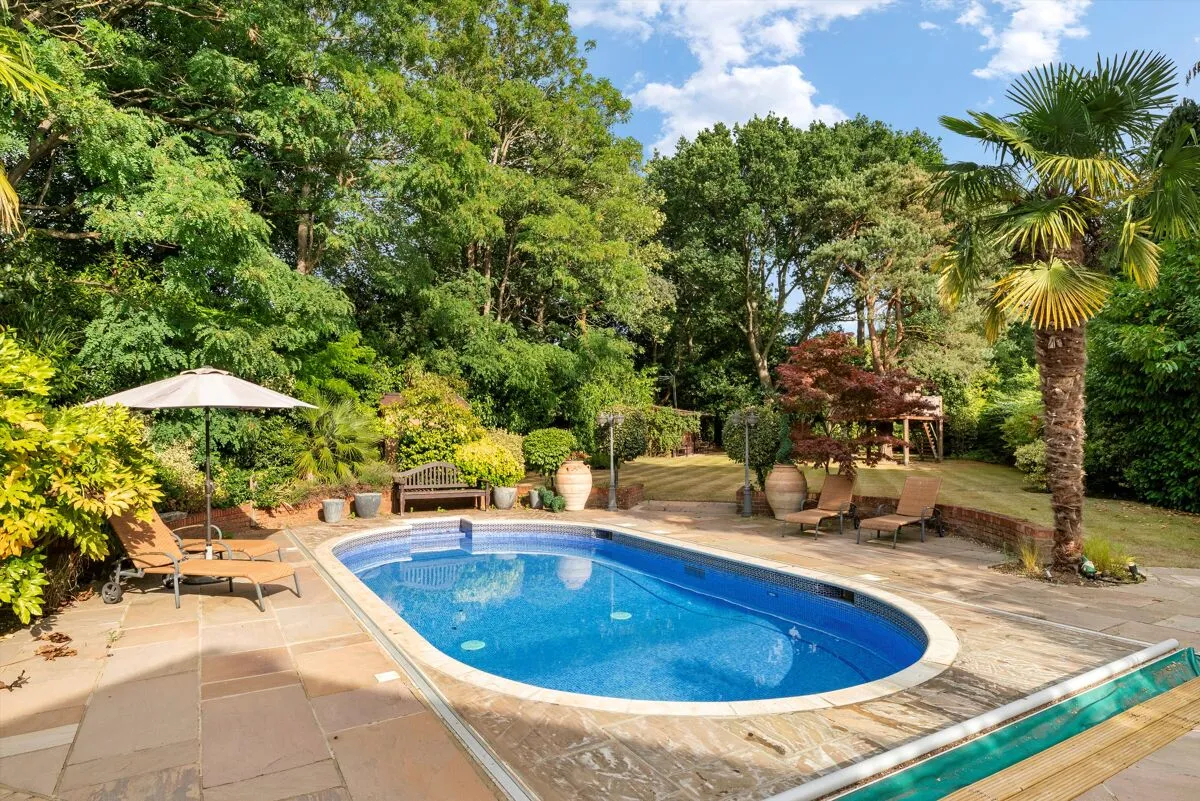The Barton, Cobham, KT11, photo 17