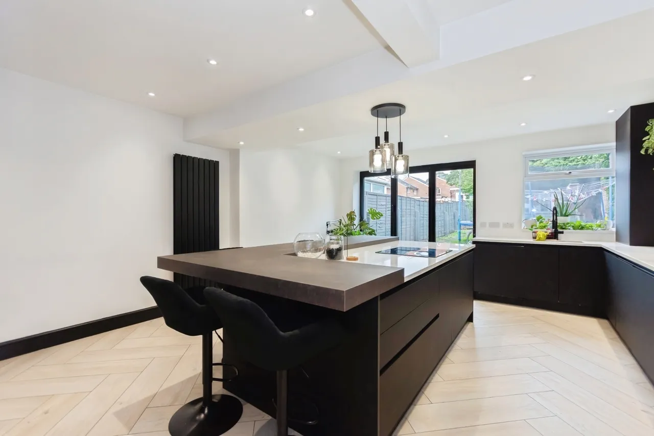 Wagon Lane, Solihull, B92, photo 4