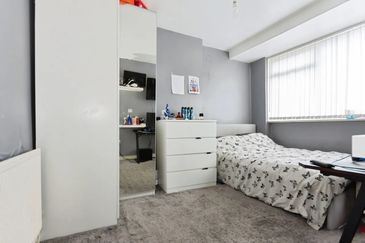 Wagon Lane, Solihull, B92, photo 9