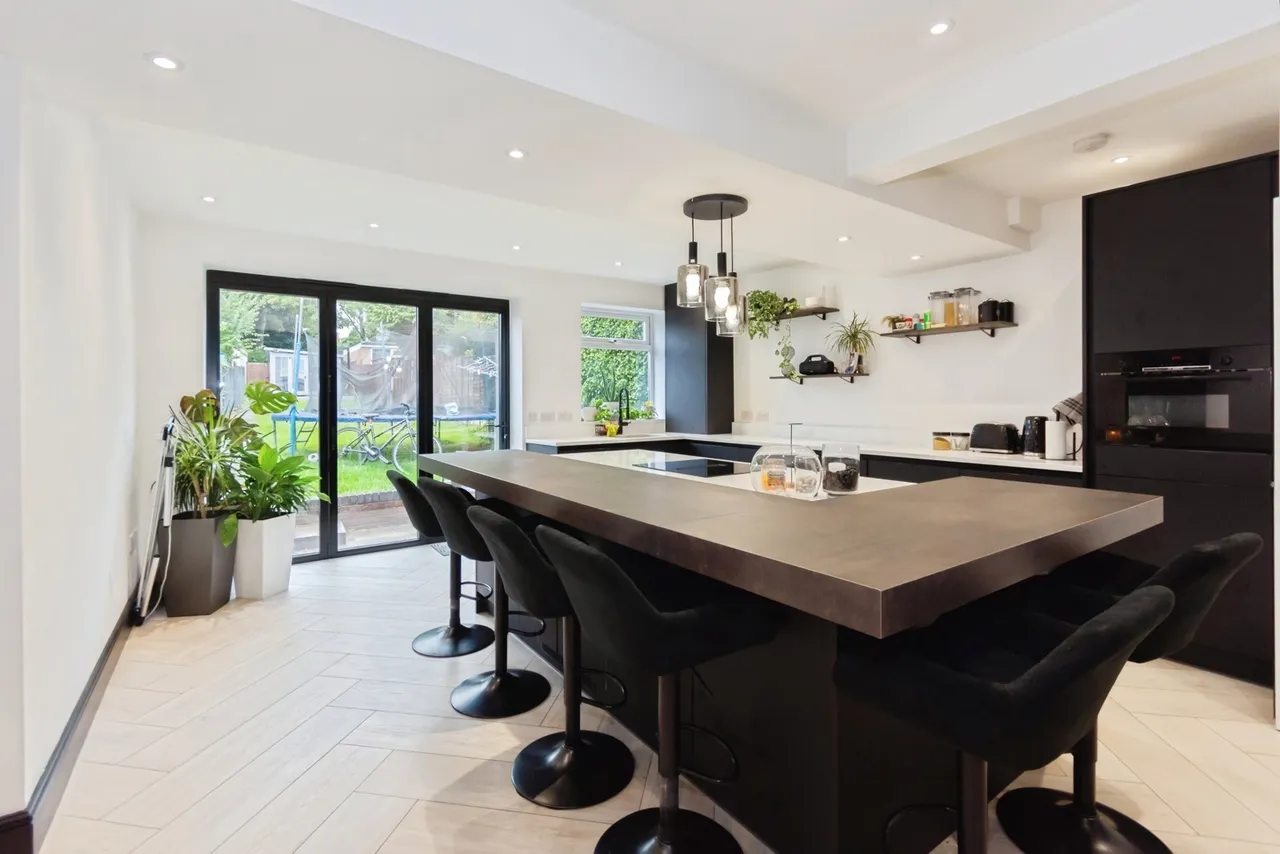 Wagon Lane, Solihull, B92, photo 5