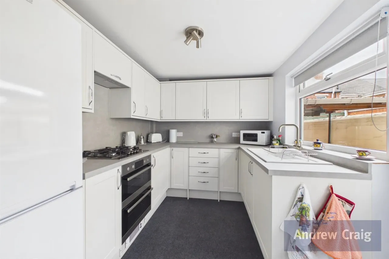 Avondale Terrace, Chester Le Street, DH3, photo 4