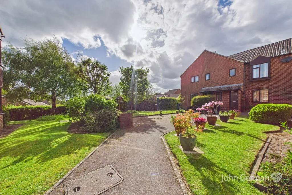 Wyaston Gardens, Ashbourne, photo 11