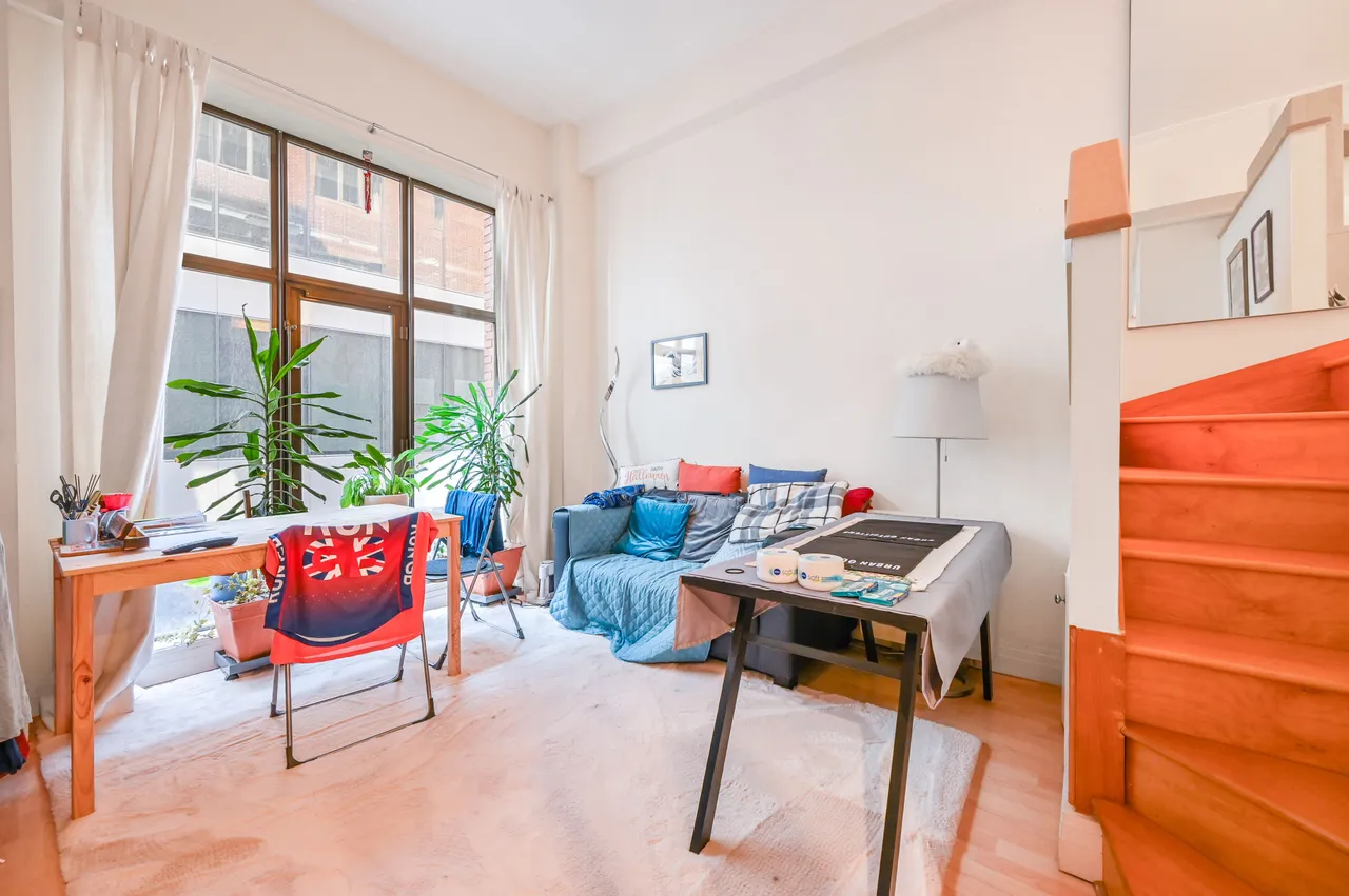 1 bed flat to rent — Flat 31, 1 Prescot Street, London